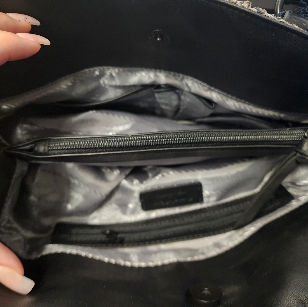 NWT Simply Vera Vera Wang Entry Satchel Black Mermaid - Picture 13 of 13